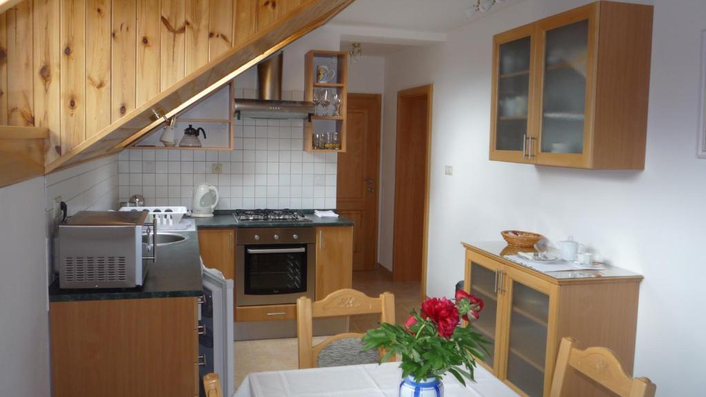 Apartmany Graf Chýně Exteriör bild