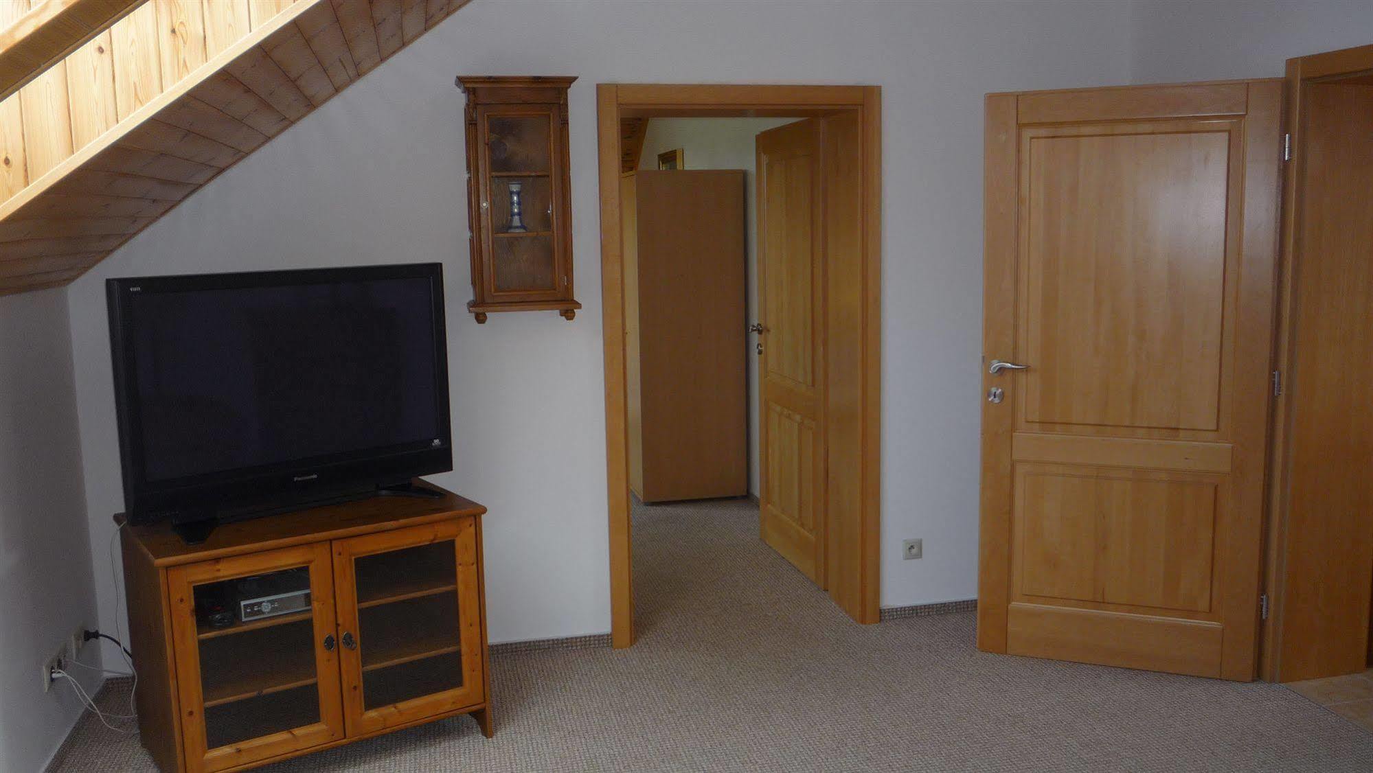 Apartmany Graf Chýně Exteriör bild