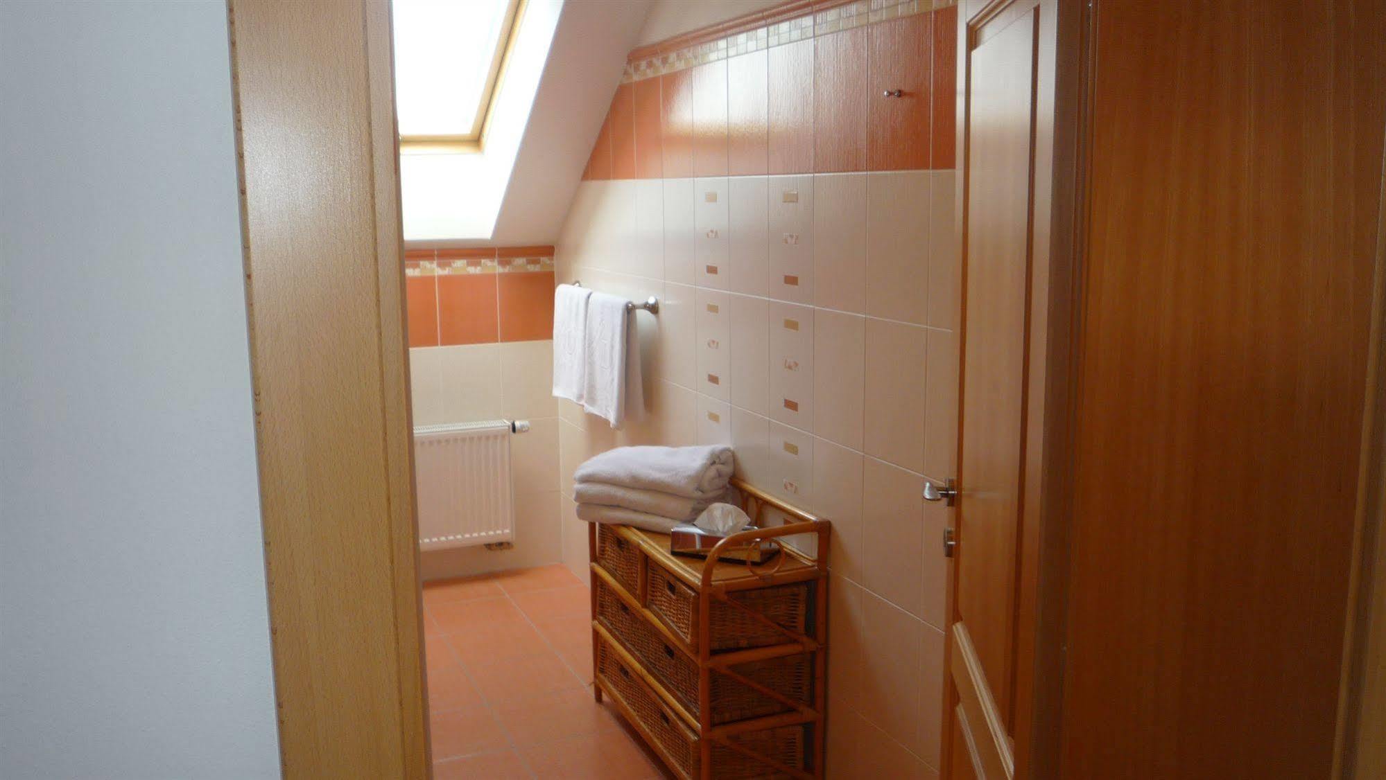 Apartmany Graf Chýně Exteriör bild